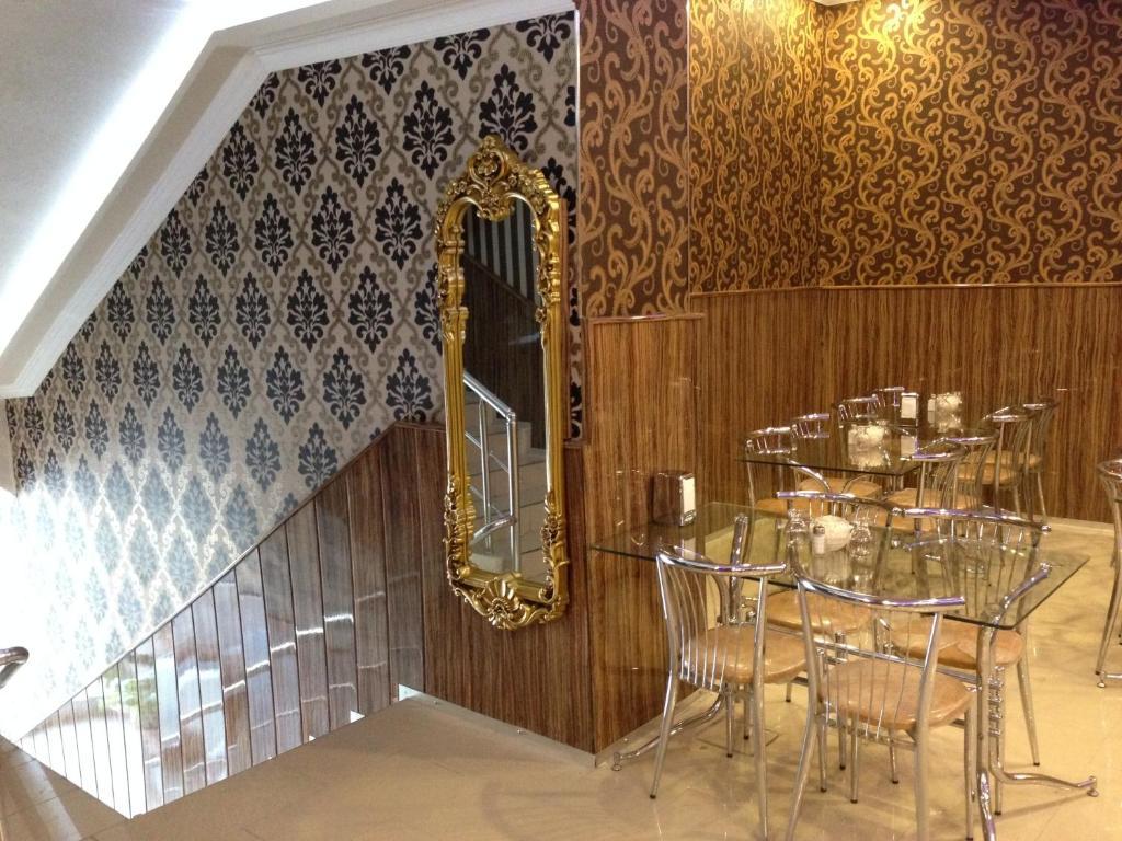 שנליאורפה Istiklal Hotel מראה חיצוני תמונה