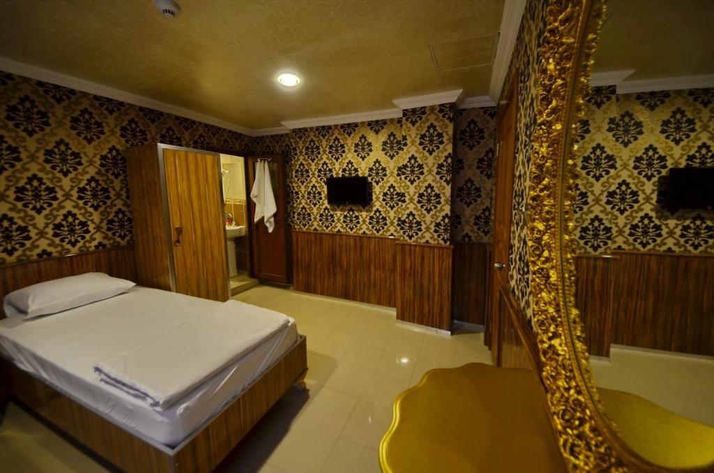 שנליאורפה Istiklal Hotel חדר תמונה