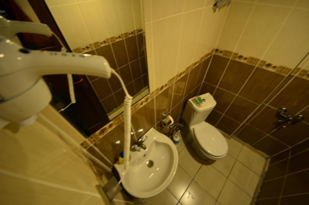 שנליאורפה Istiklal Hotel מראה חיצוני תמונה