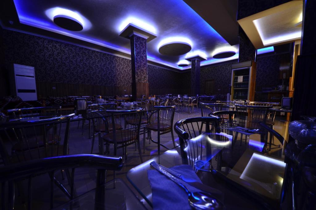 שנליאורפה Istiklal Hotel מראה חיצוני תמונה