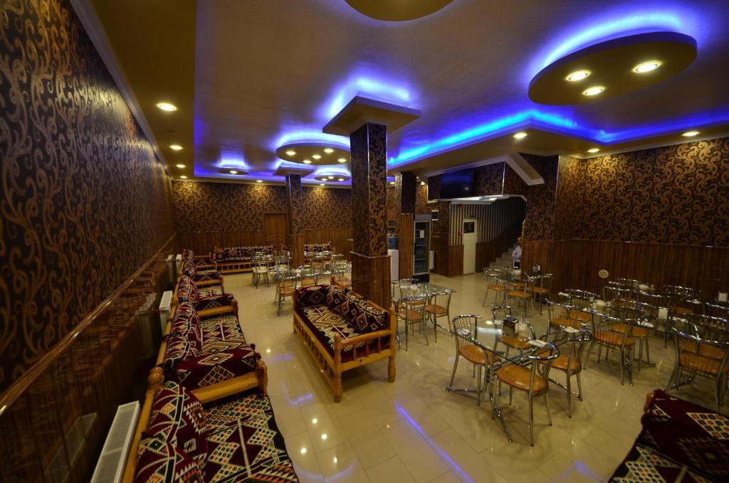 שנליאורפה Istiklal Hotel מראה חיצוני תמונה