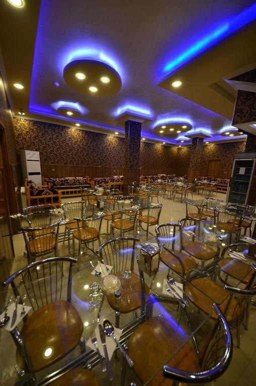 שנליאורפה Istiklal Hotel מראה חיצוני תמונה