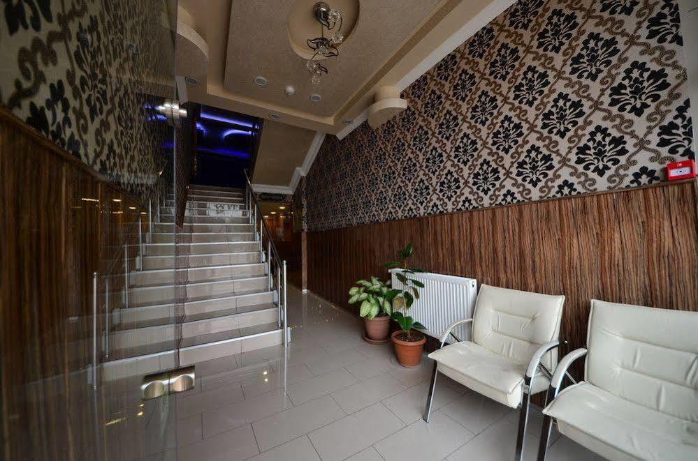 שנליאורפה Istiklal Hotel מראה חיצוני תמונה