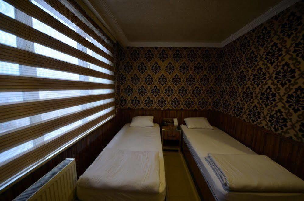 שנליאורפה Istiklal Hotel מראה חיצוני תמונה