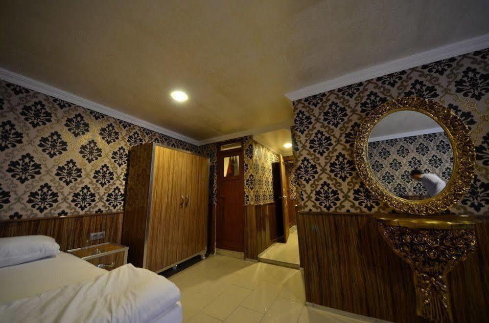 שנליאורפה Istiklal Hotel מראה חיצוני תמונה
