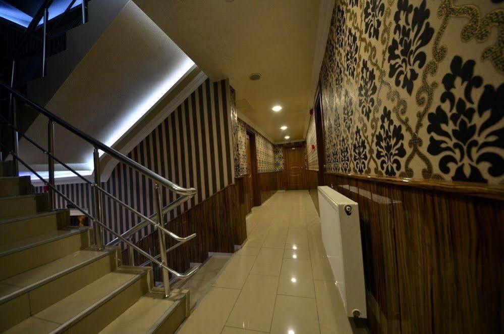 שנליאורפה Istiklal Hotel מראה חיצוני תמונה